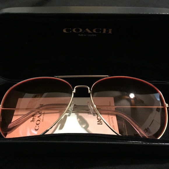 Women’s Coach Aviators - Picture 1 of 2